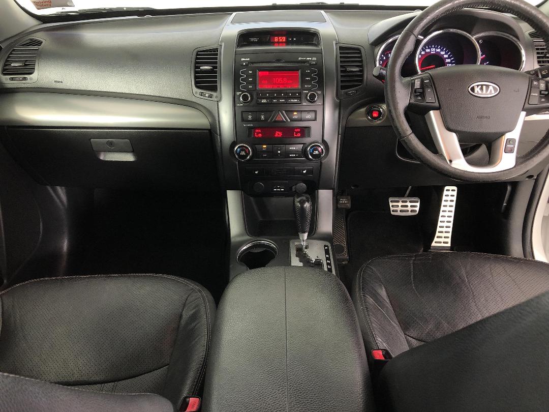 Photo '17' of KIA Sorento R