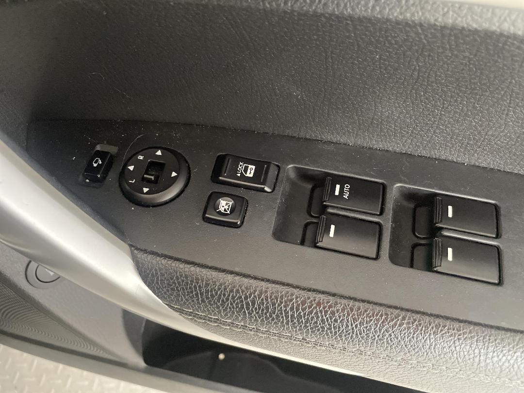 Photo '24' of KIA Sorento R Photo '24' of KIA Sorento R