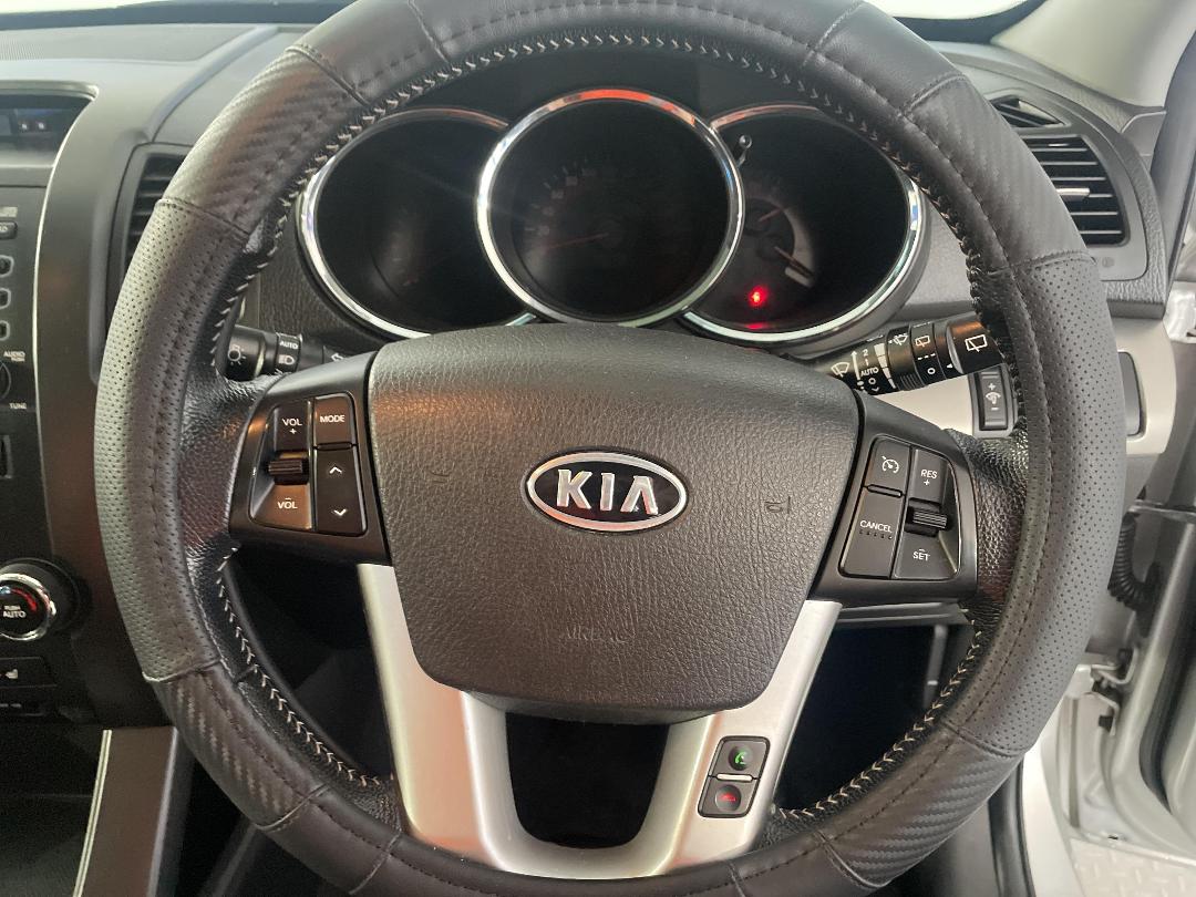 Photo '28' of KIA Sorento R Photo '28' of KIA Sorento R