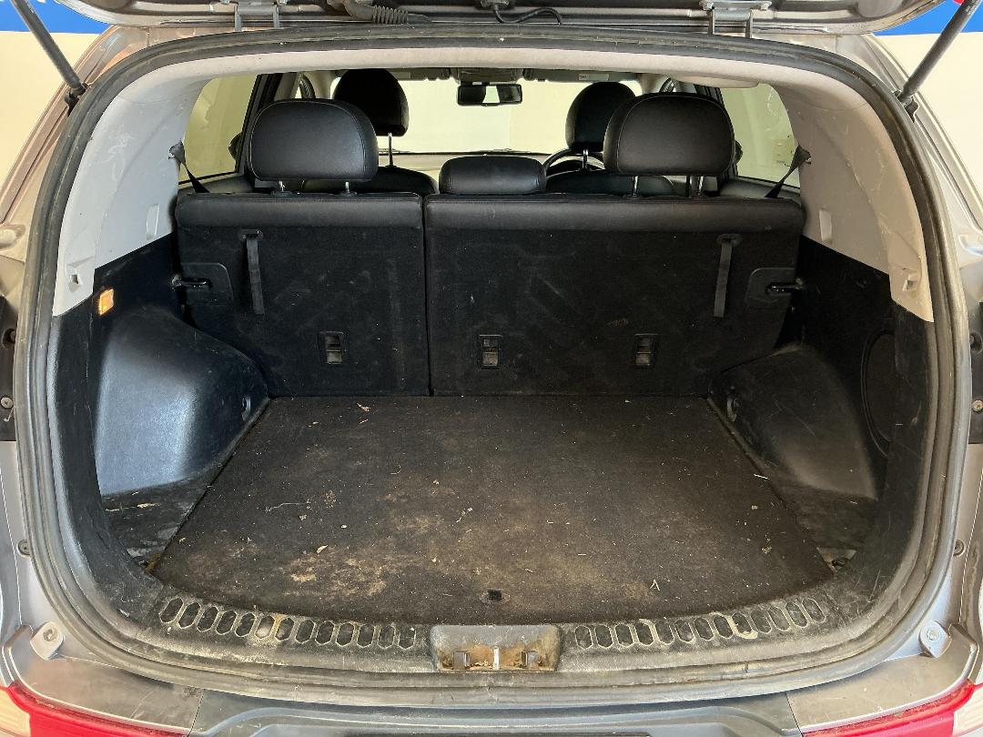 Photo '14' of KIA Sportage Photo '14' of KIA Sportage