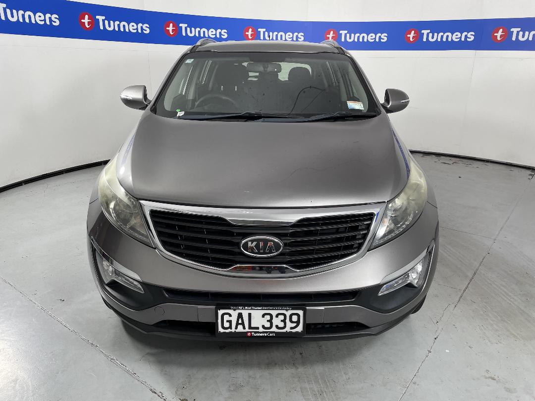 Photo '2' of KIA Sportage Photo '2' of KIA Sportage