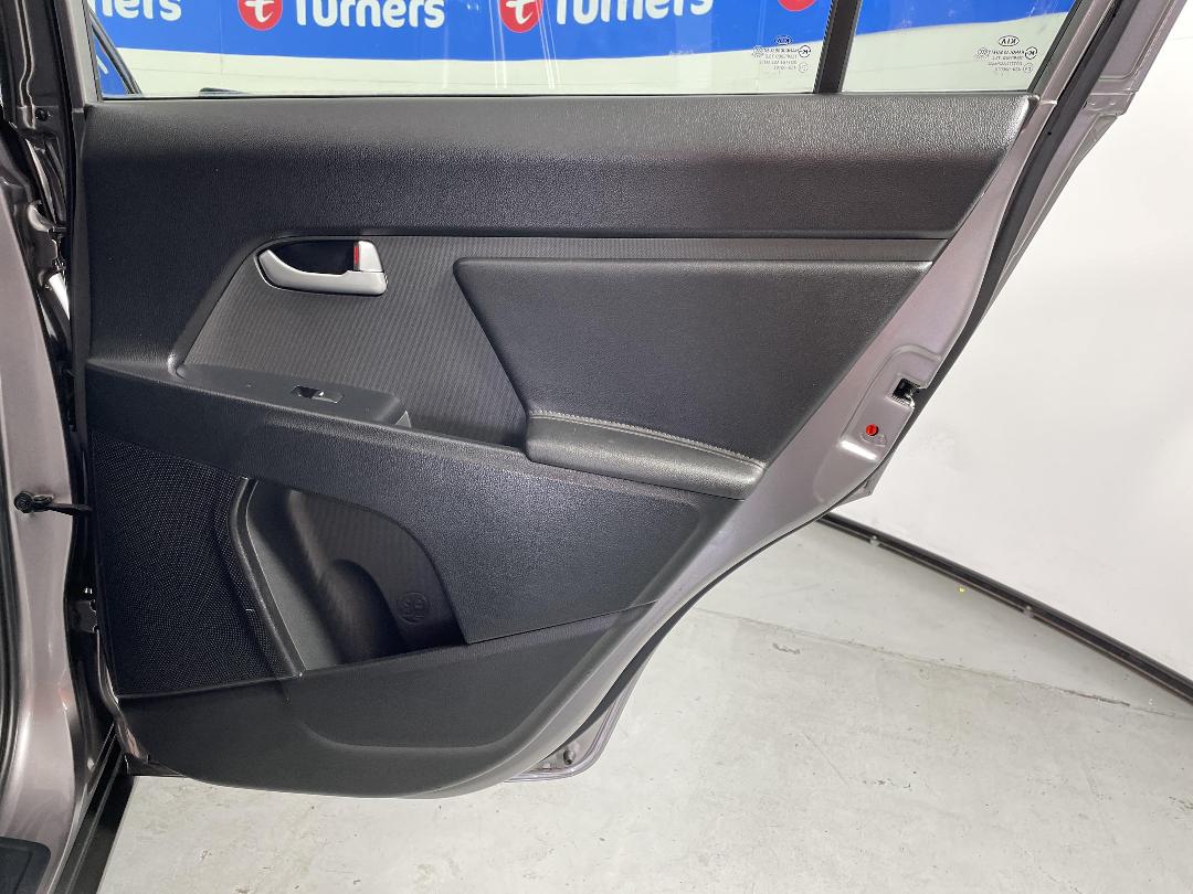 Photo '19' of KIA Sportage Photo '19' of KIA Sportage