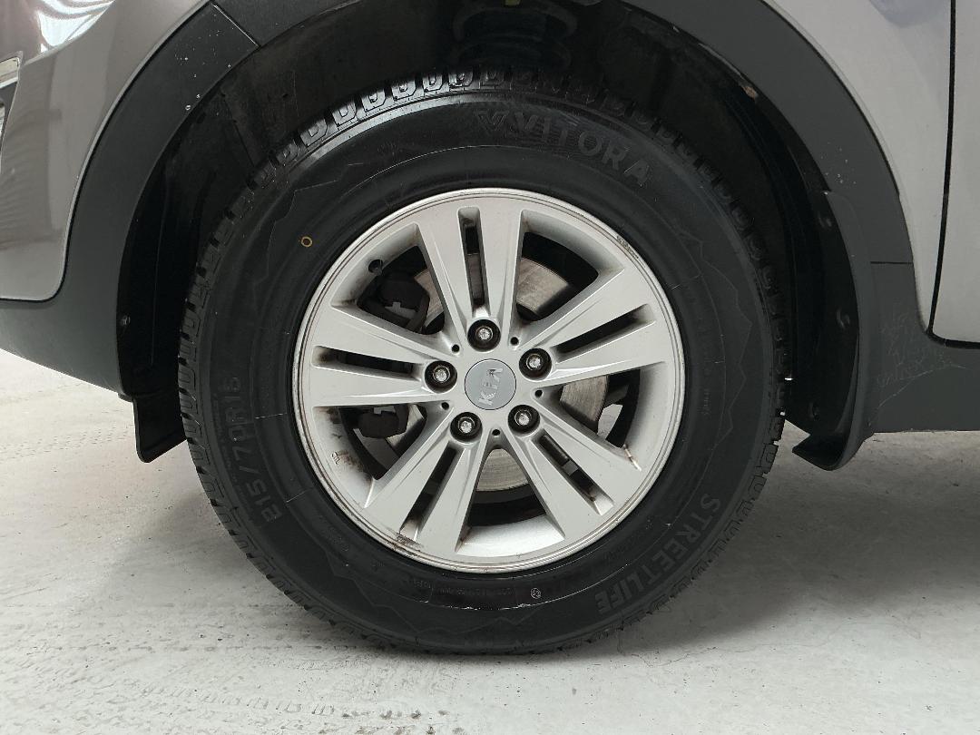 Photo '10' of KIA Sportage