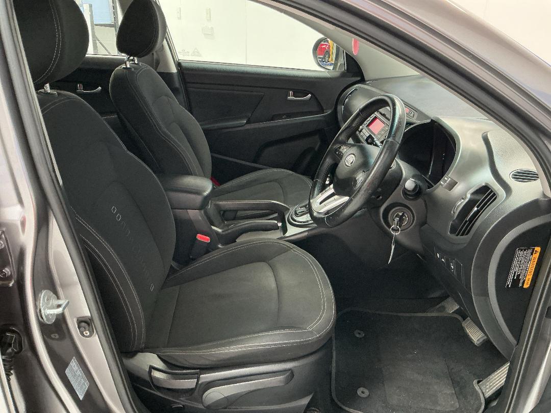 Photo '16' of KIA Sportage