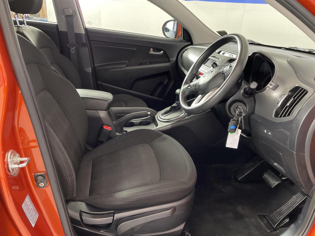 Photo '16' of KIA Sportage