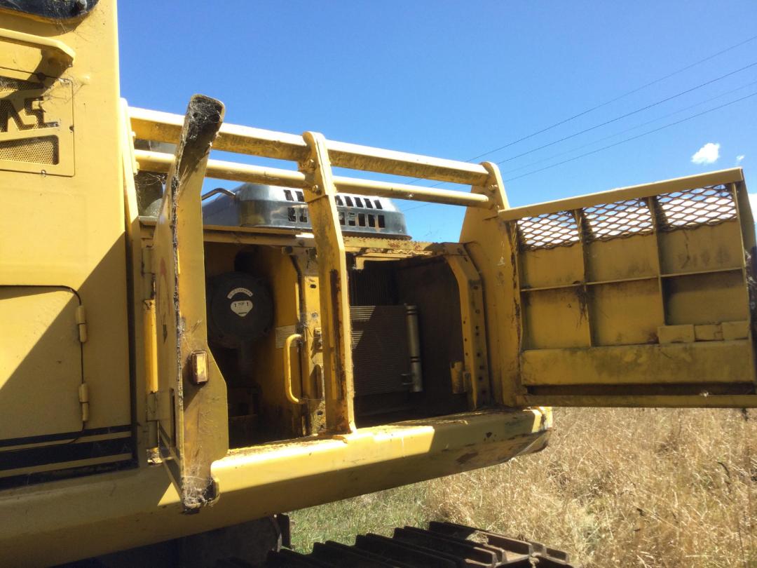 Photo '16' of KOMATSU PC270LC-8 GRABBER Excavator