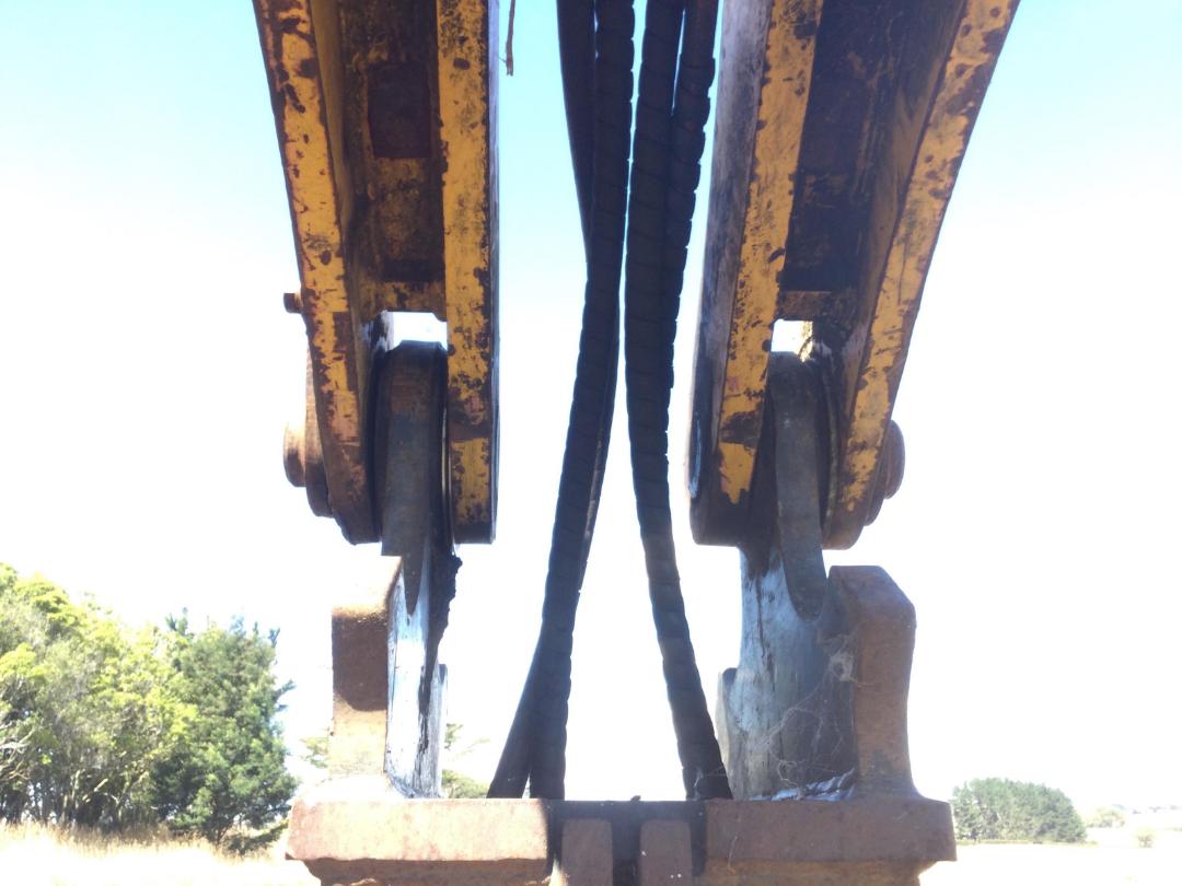 Photo '27' of KOMATSU PC270LC-8 GRABBER Excavator