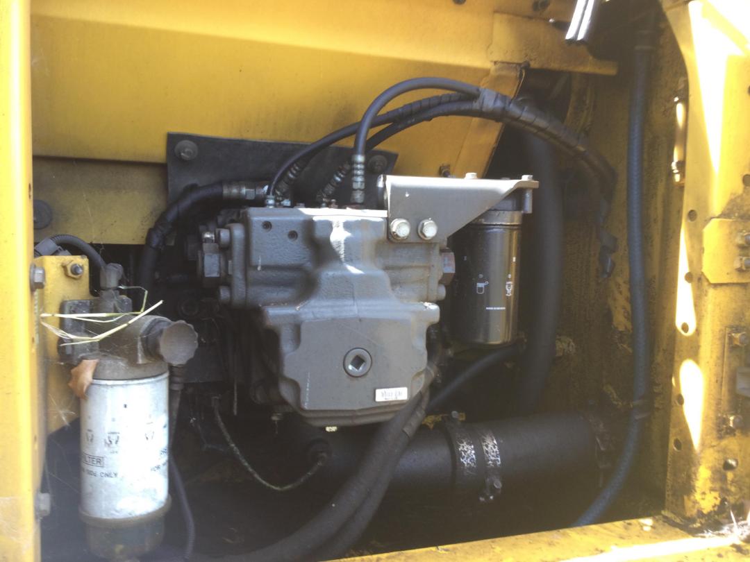 Photo '42' of KOMATSU PC270LC-8 GRABBER Excavator