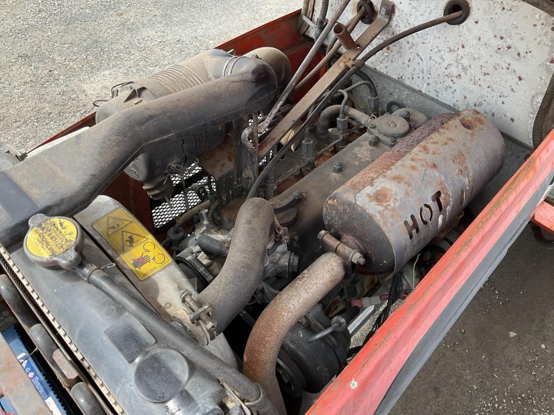 Photo '14' of Kubota B3300SU Tractor