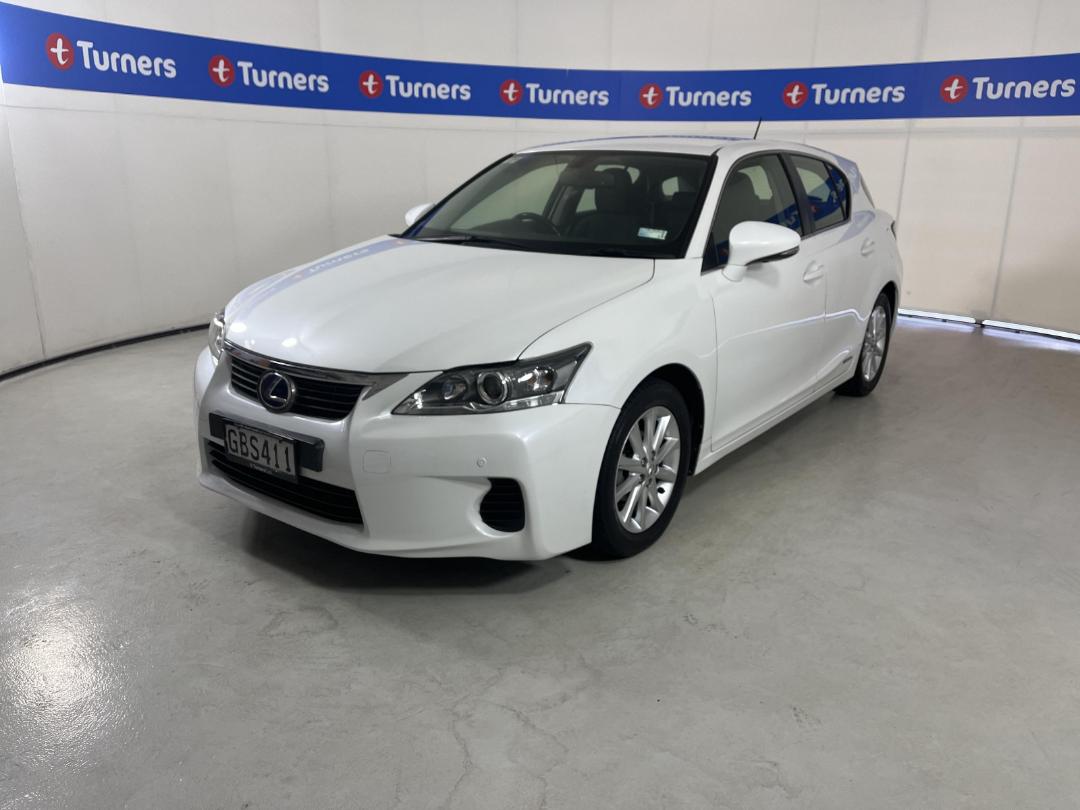Photo '4' of Lexus CT200H