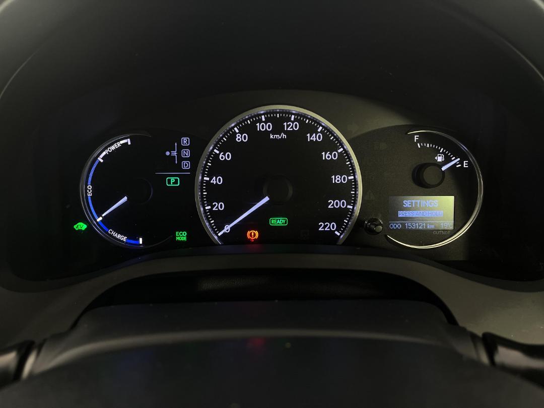 Photo '21' of Lexus CT200H