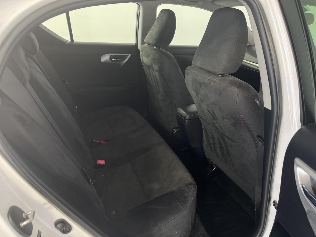 Photo '20' of Lexus CT200H