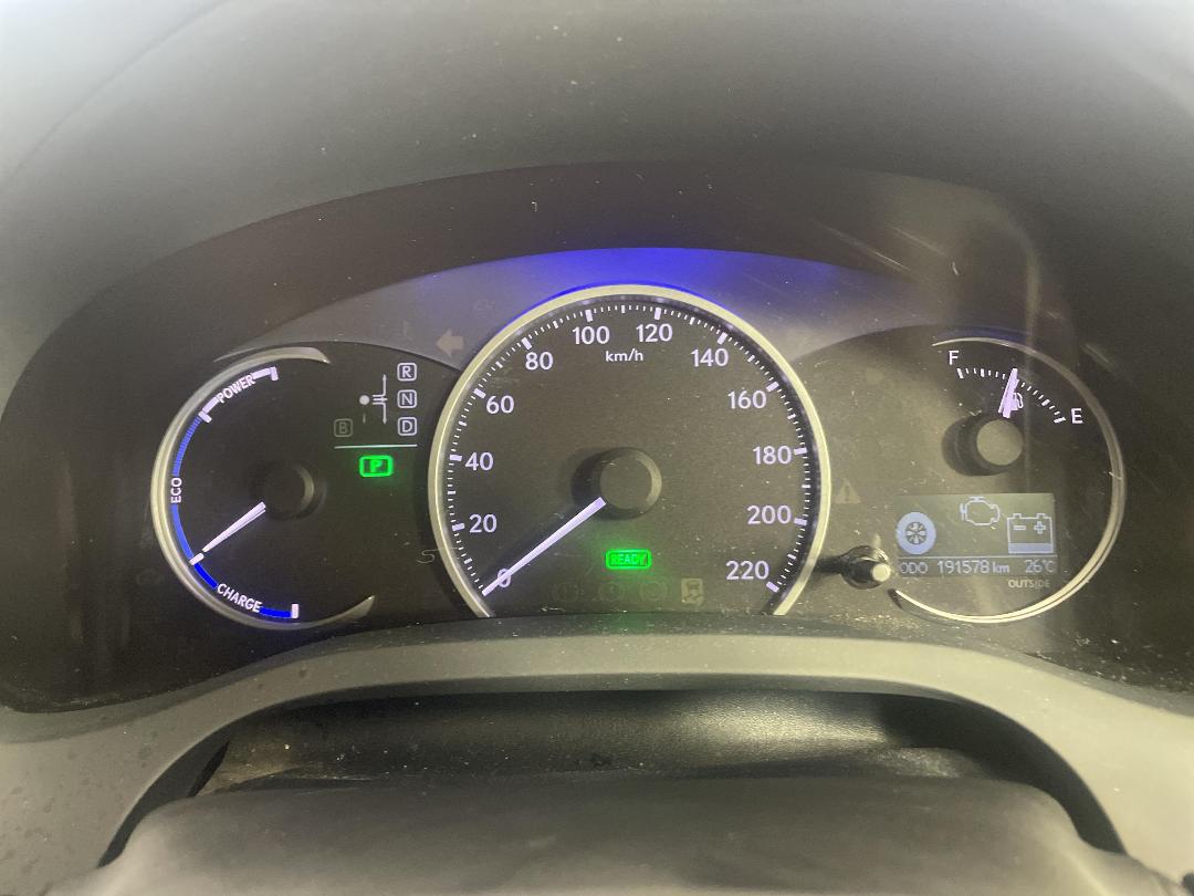 Photo '21' of Lexus CT200H