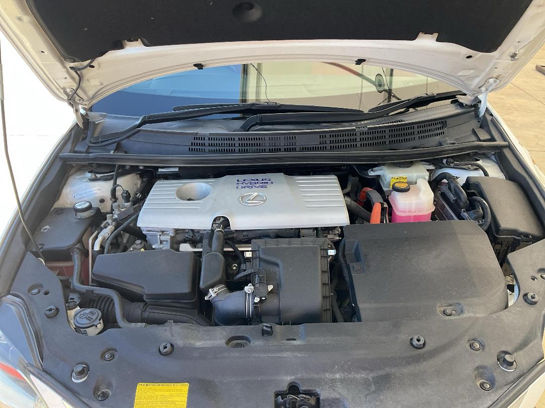 Photo '14' of Lexus CT200H