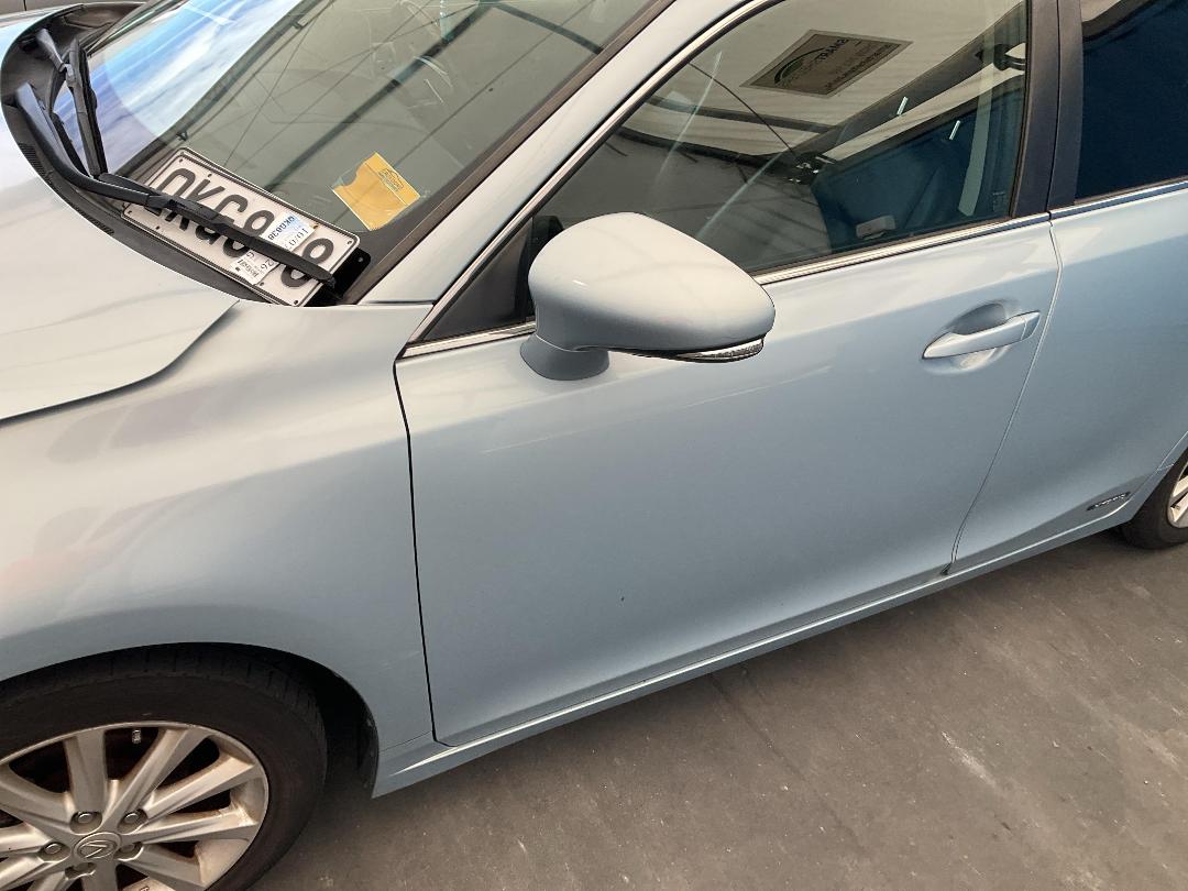 Photo '8' of Lexus CT200H