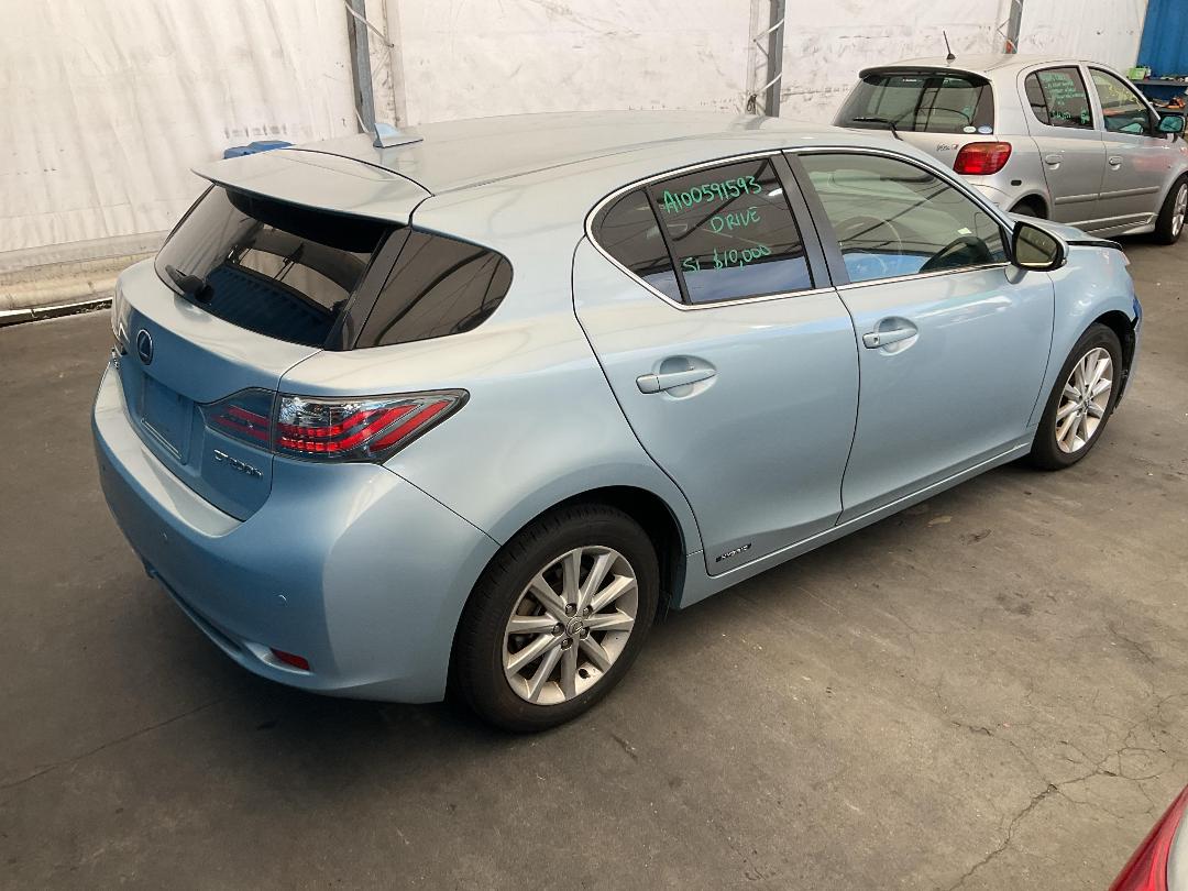 Photo '12' of Lexus CT200H