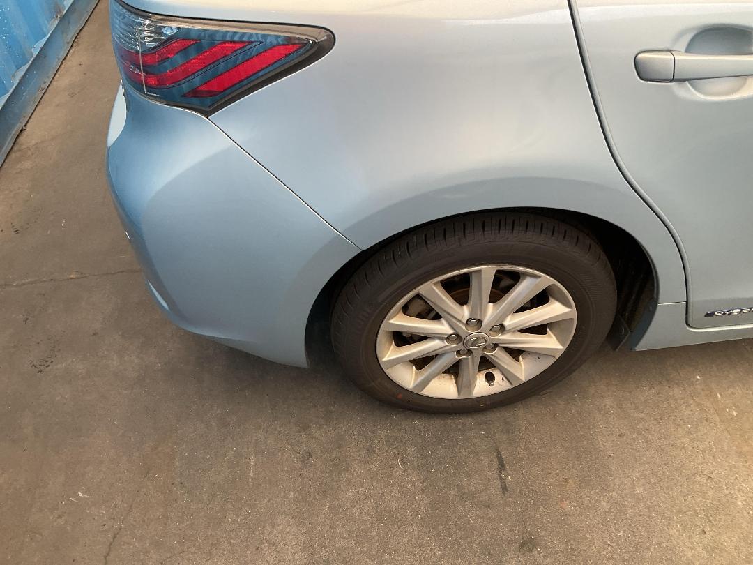 Photo '13' of Lexus CT200H