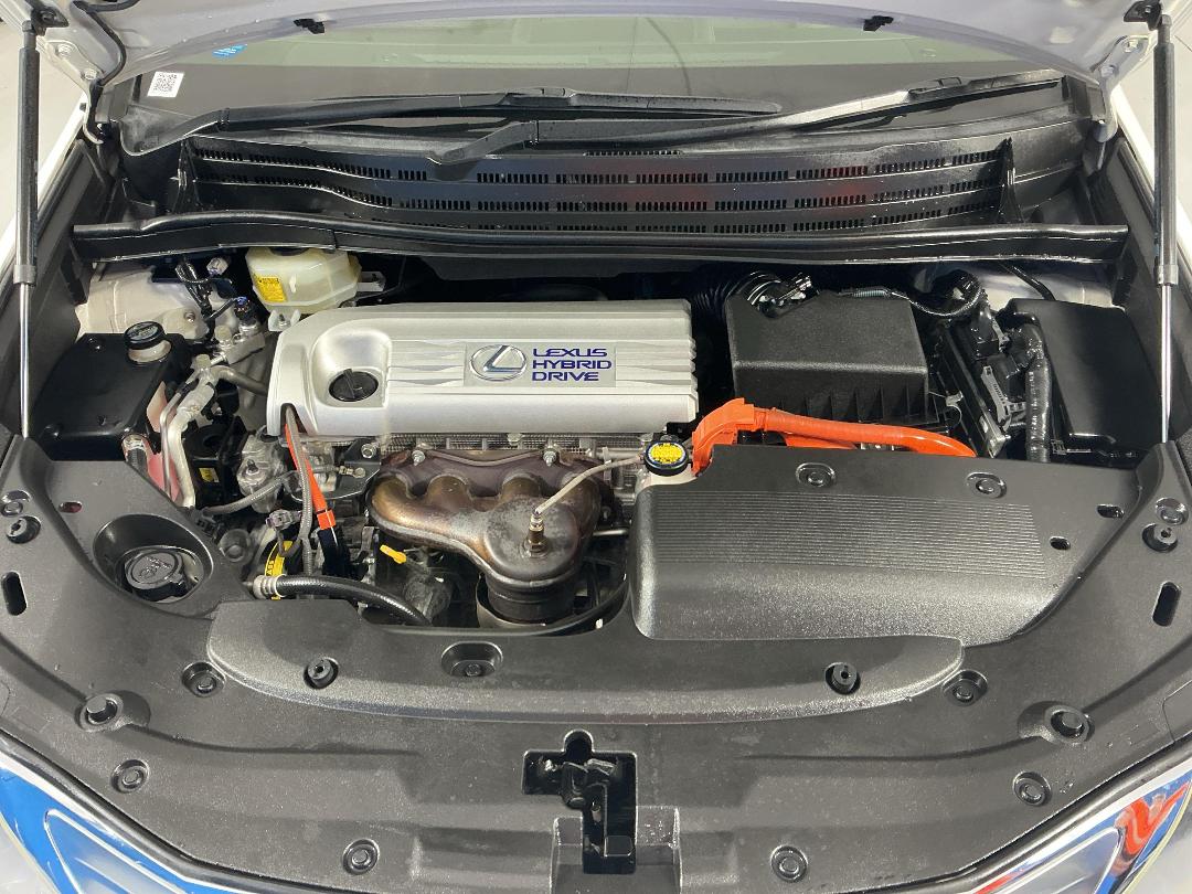 Photo '13' of Lexus HS250H