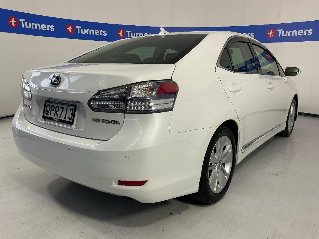 Photo '7' of Lexus HS250H