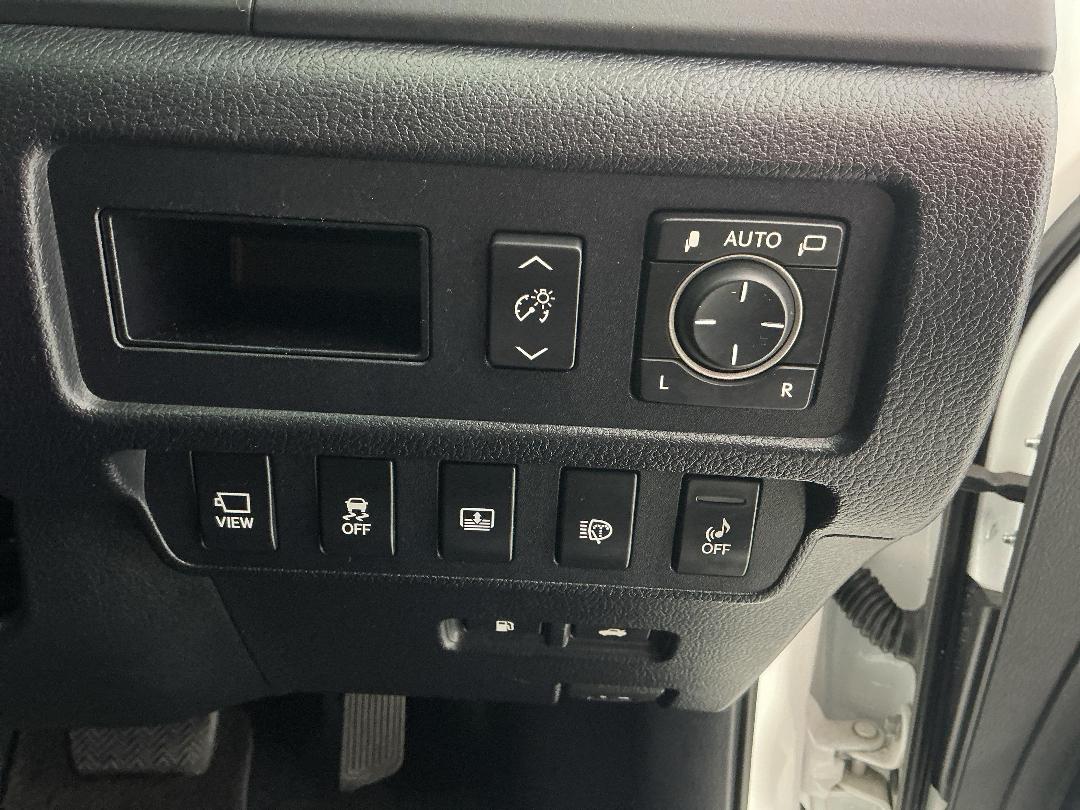 Photo '25' of Lexus HS250H