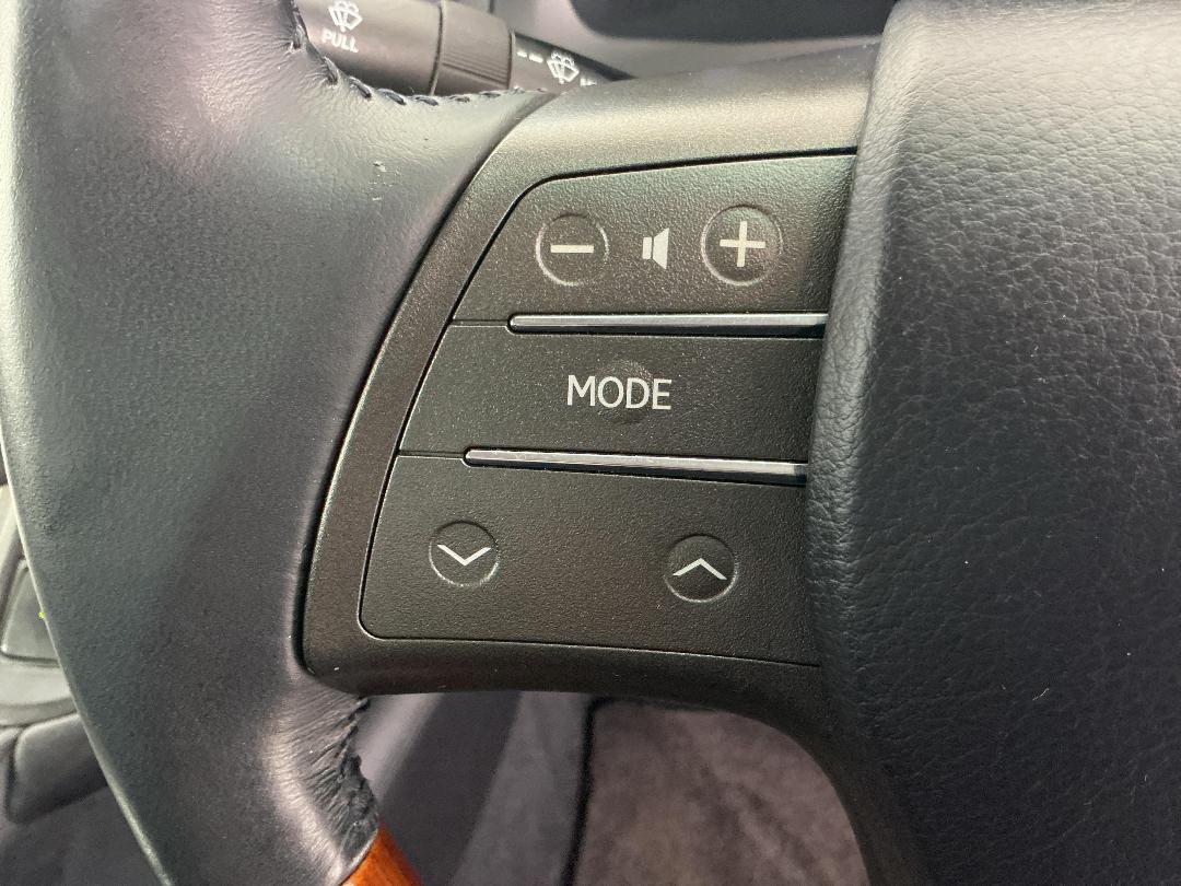 Photo '27' of Lexus HS250H