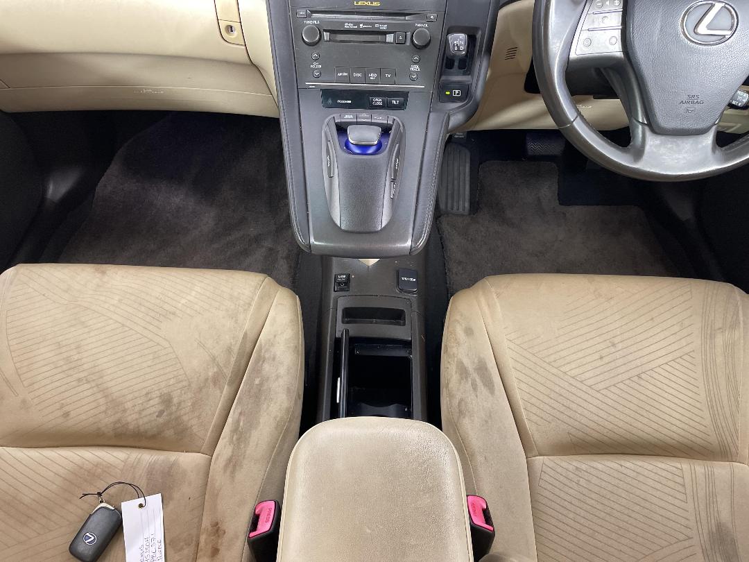 Photo '18' of Lexus HS250H Photo '18' of Lexus HS250H