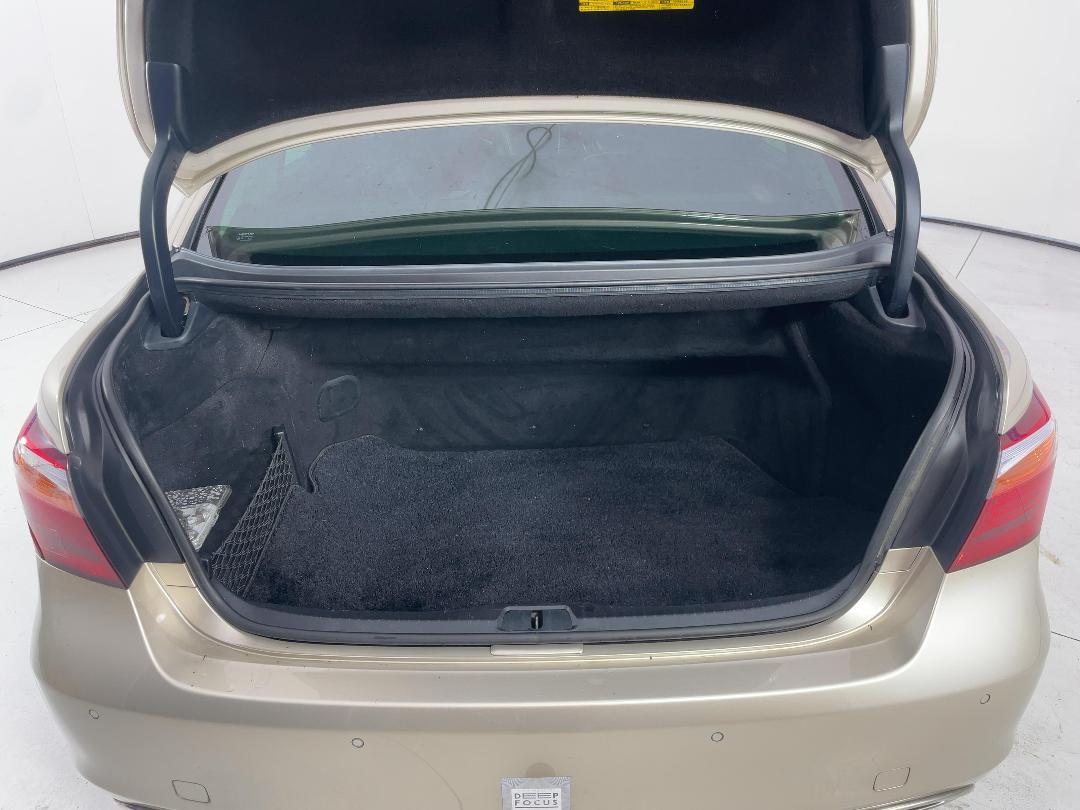 Photo '14' of Lexus LS600H Photo '14' of Lexus LS600H