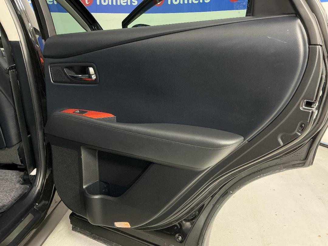 Photo '19' of Lexus RX450H Photo '19' of Lexus RX450H