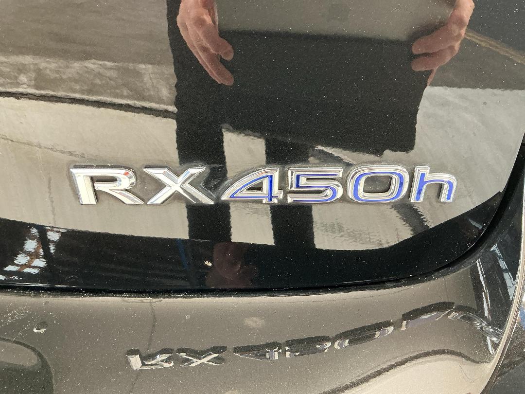 Photo '30' of Lexus RX450H Photo '30' of Lexus RX450H