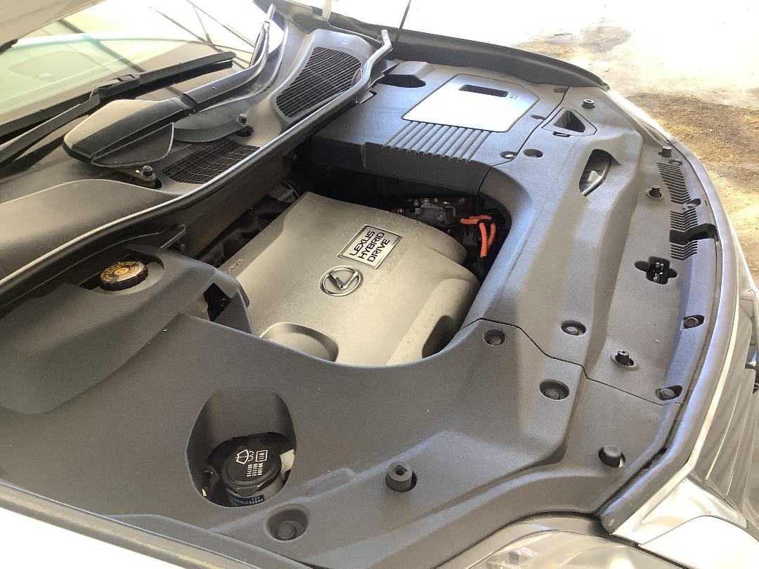 Photo '24' of Lexus RX450H