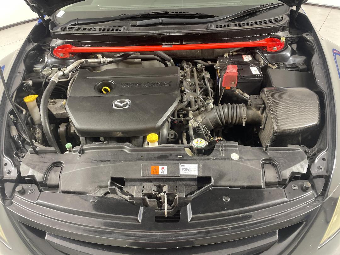 Photo '13' of Mazda Atenza