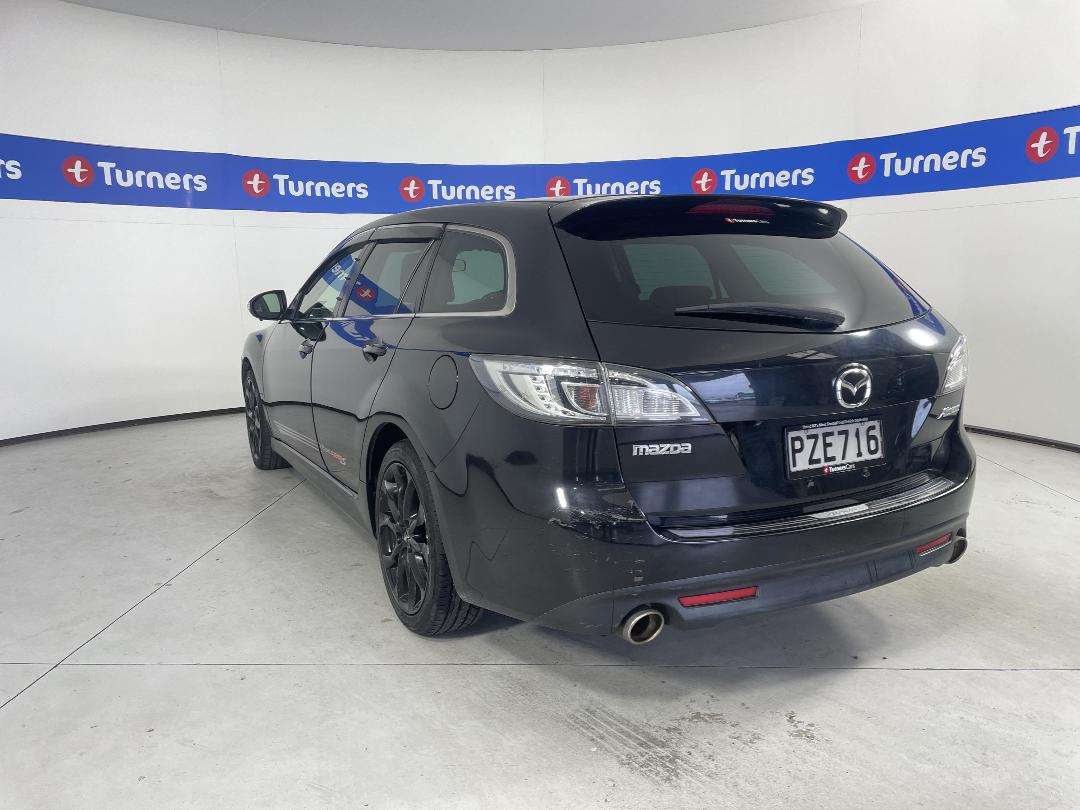 Photo '5' of Mazda Atenza