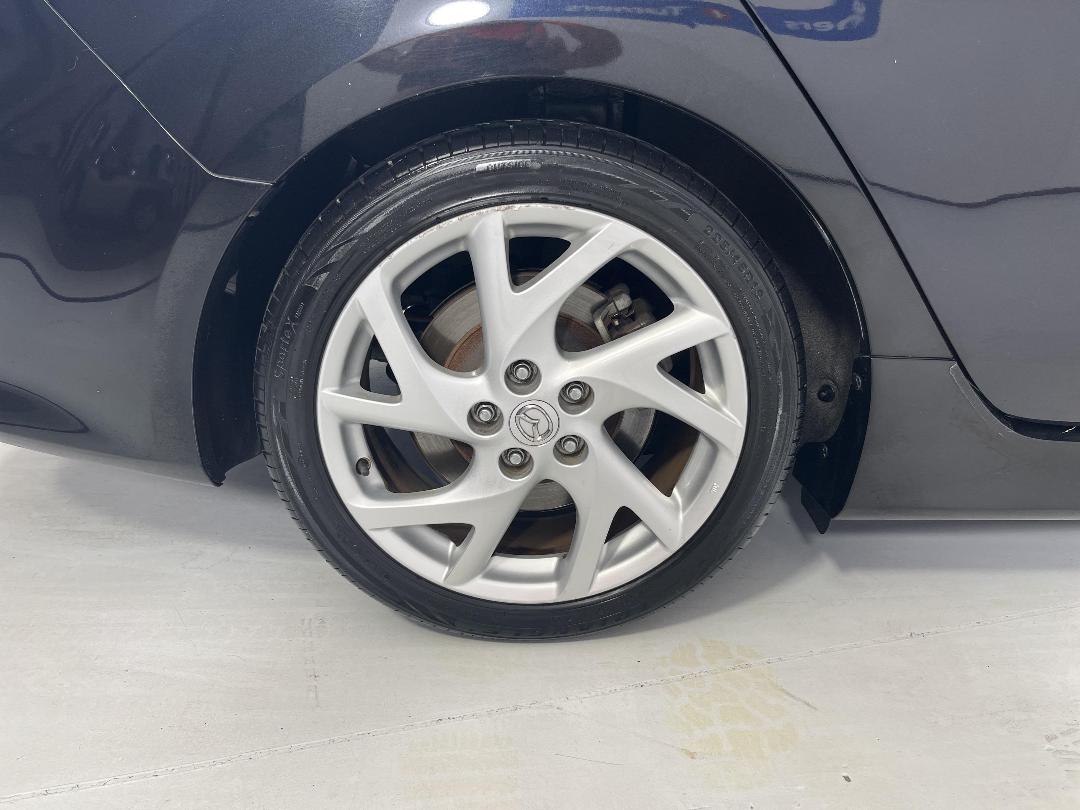 Photo '12' of Mazda Atenza