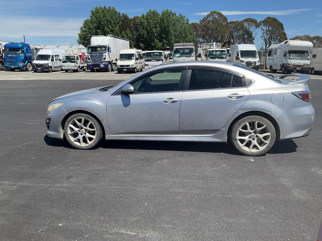 Photo '6' of Mazda Atenza