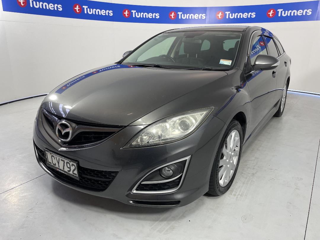 Photo '4' of Mazda Atenza