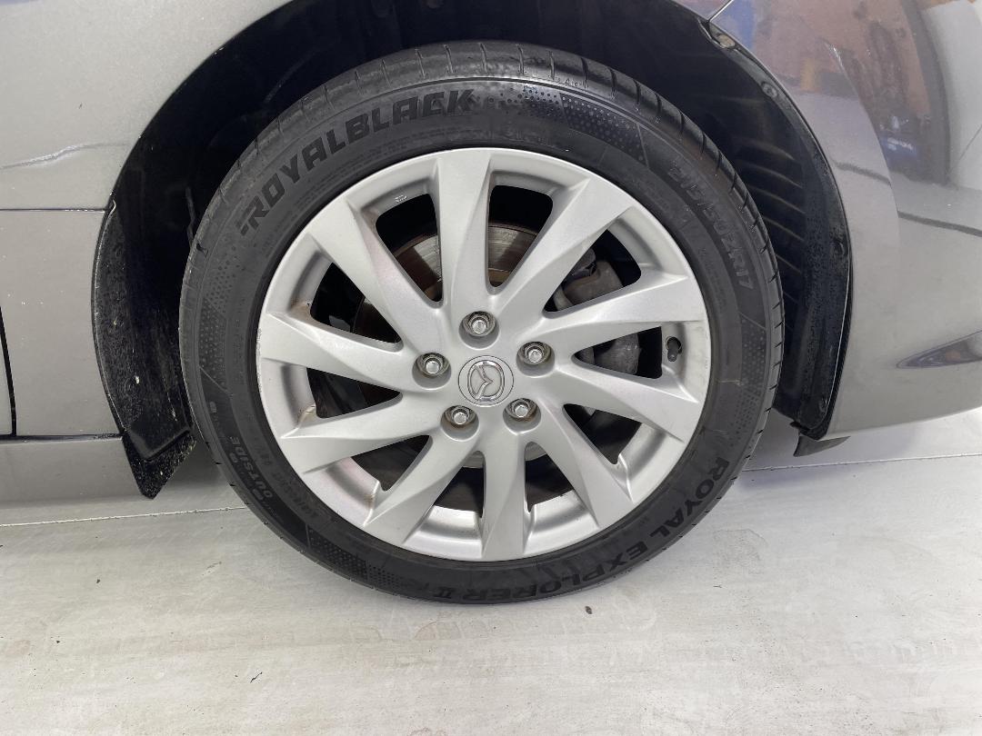 Photo '9' of Mazda Atenza