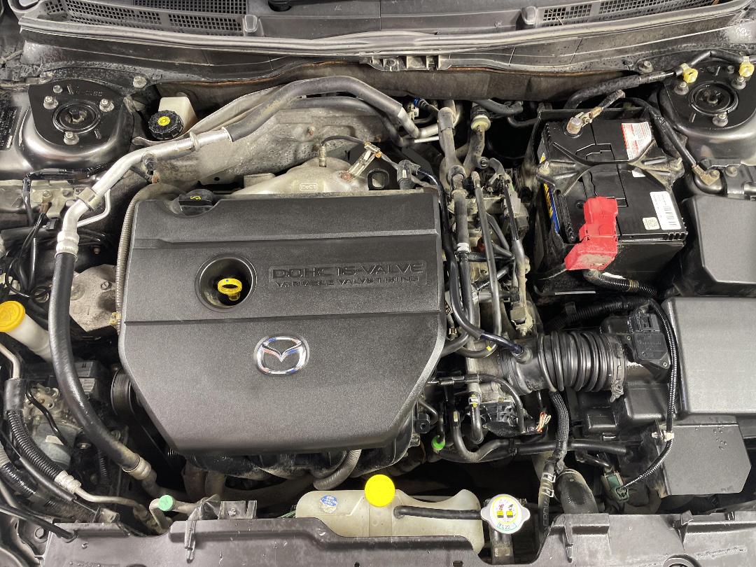 Photo '13' of Mazda Atenza