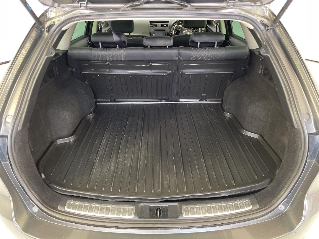 Photo '14' of Mazda Atenza