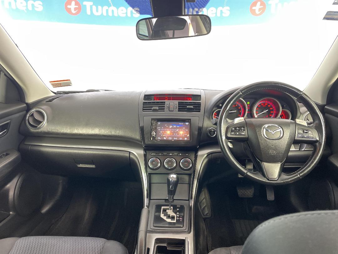 Photo '17' of Mazda Atenza