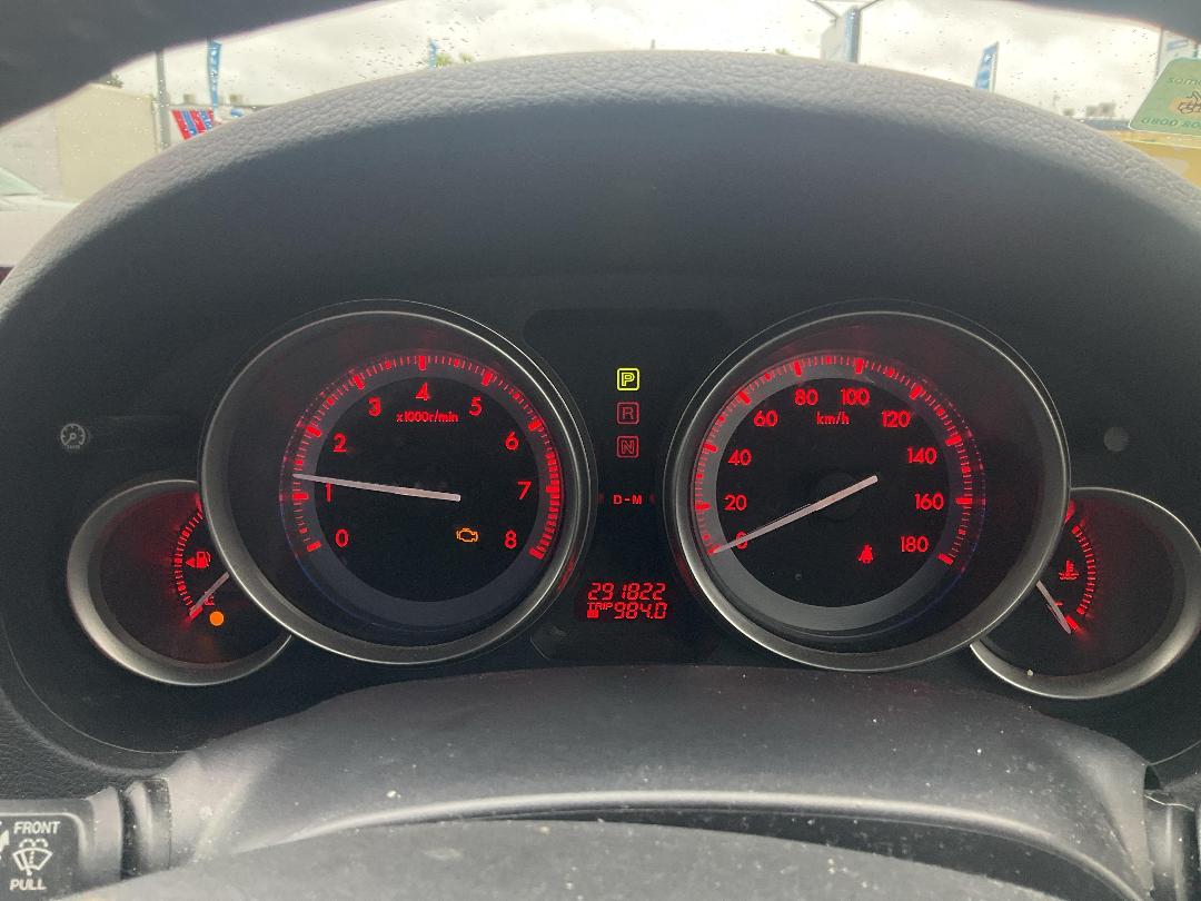 Photo '8' of Mazda Atenza