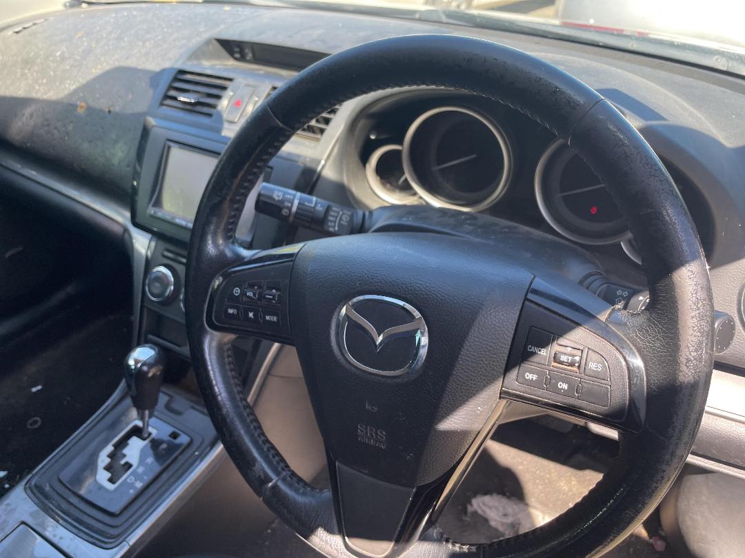 Photo '6' of Mazda Atenza