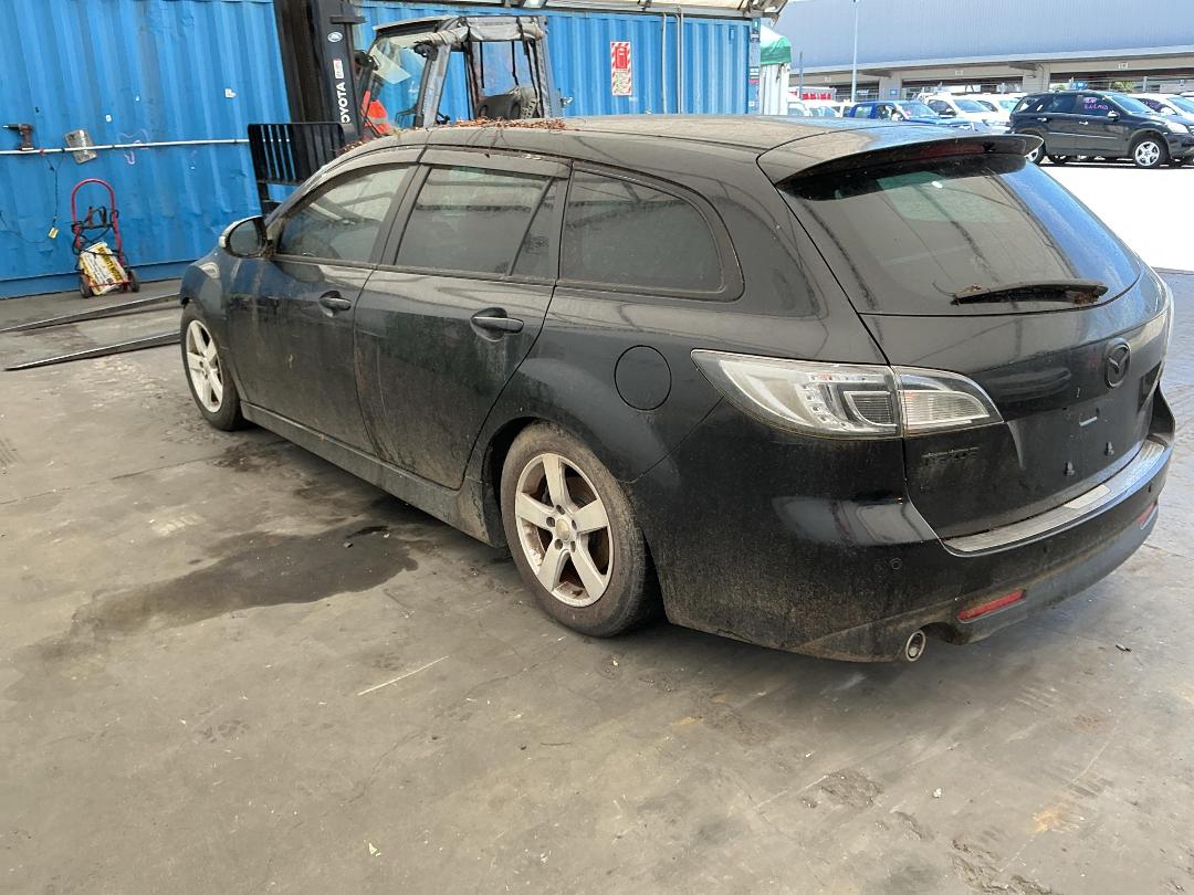 Photo '14' of Mazda Atenza