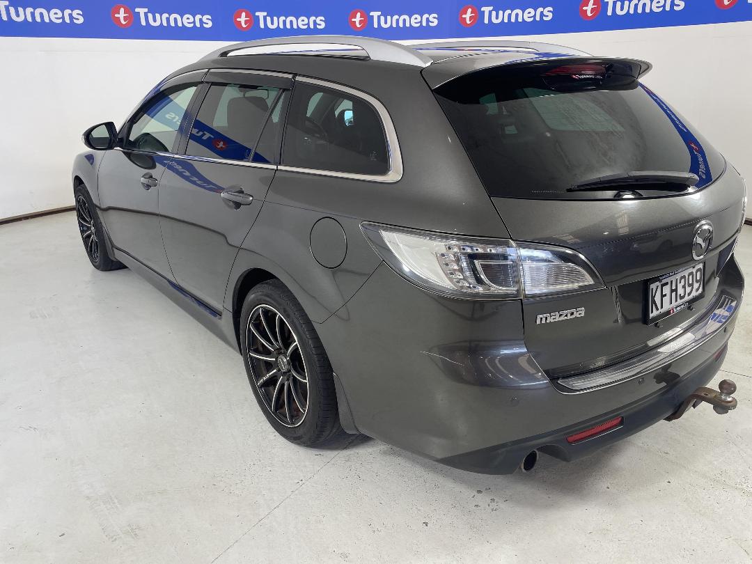 Photo '5' of Mazda Atenza