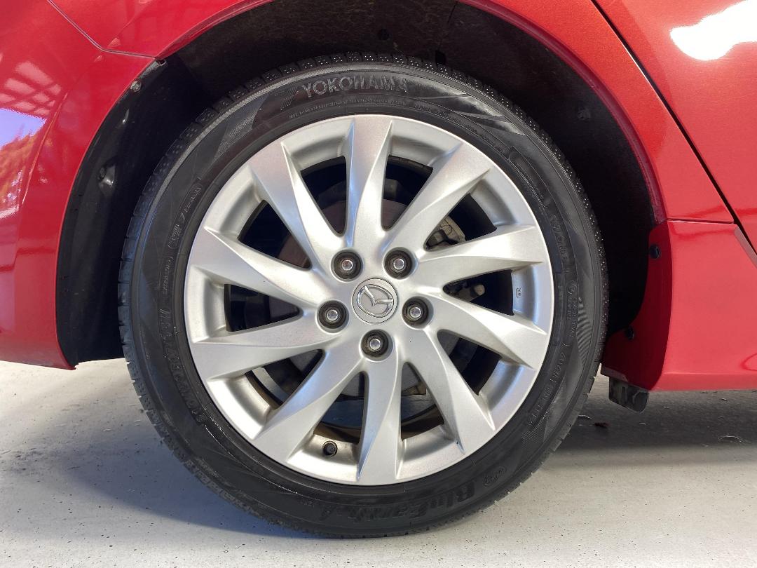 Photo '12' of Mazda Atenza