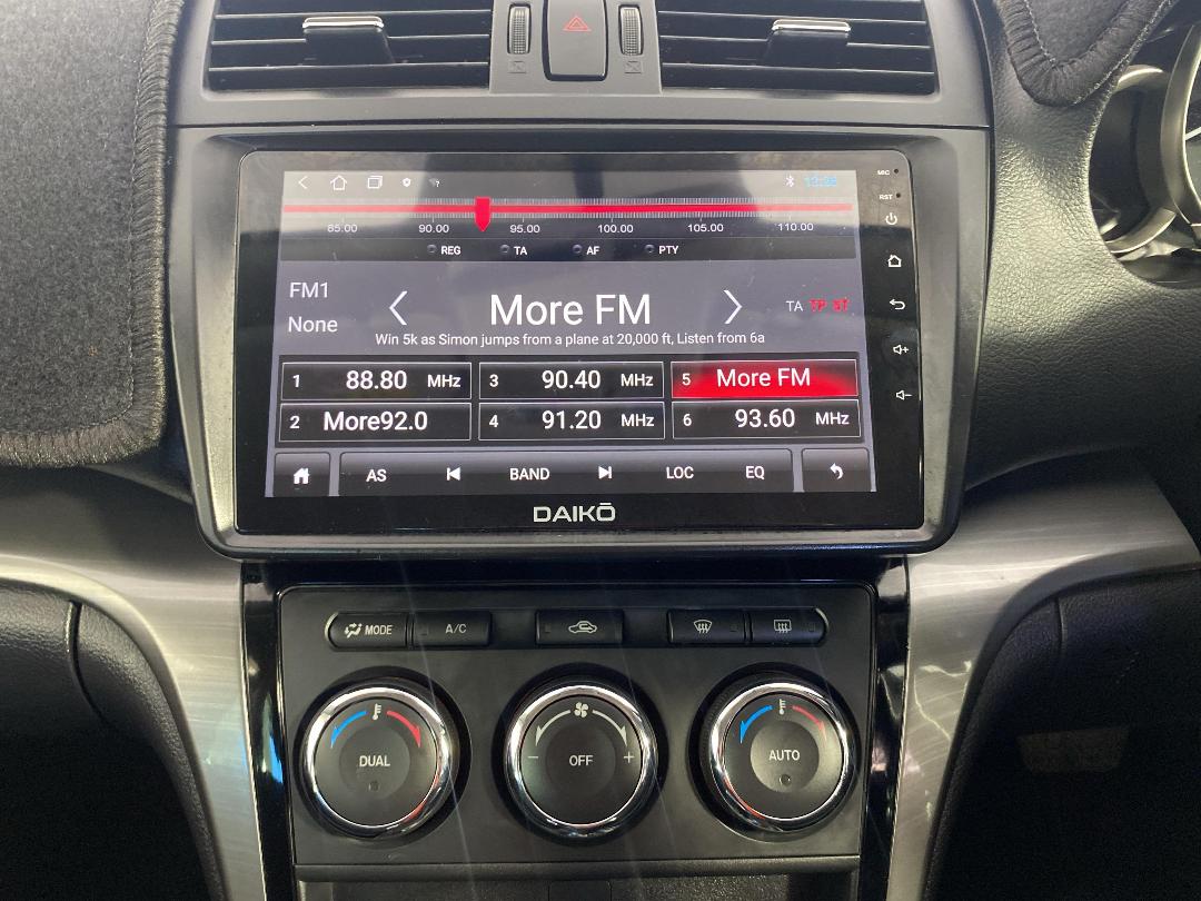 Photo '18' of Mazda Atenza