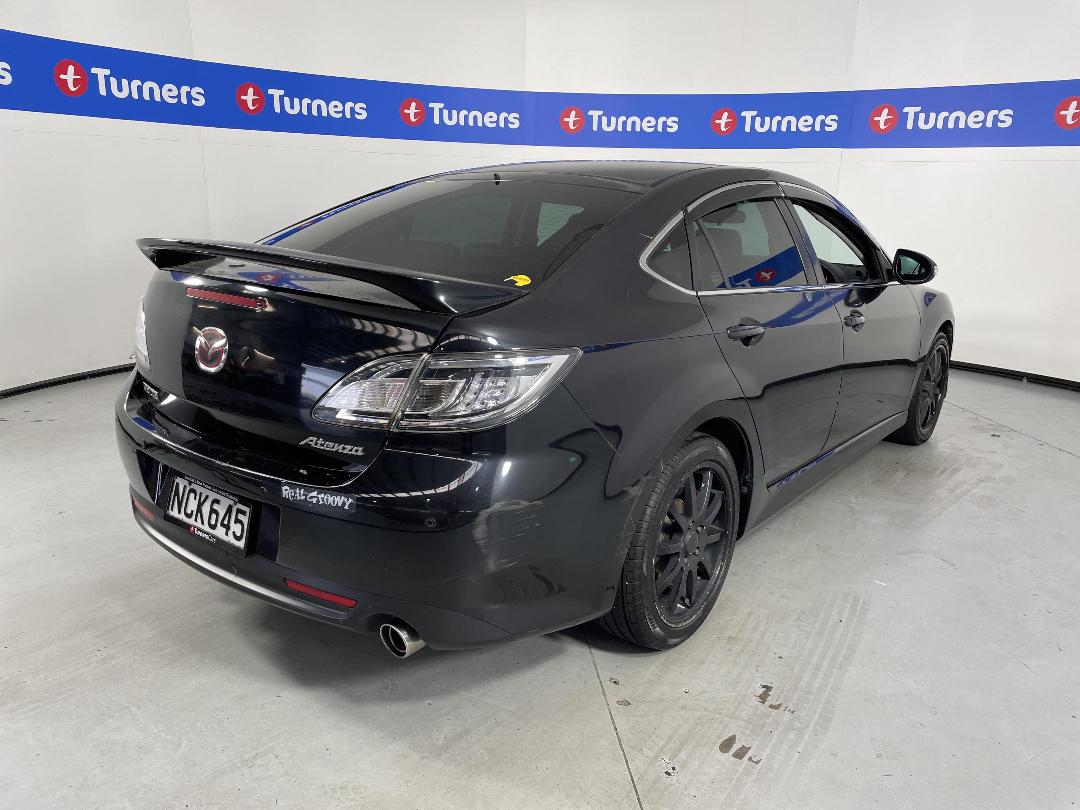 Photo '7' of Mazda Atenza