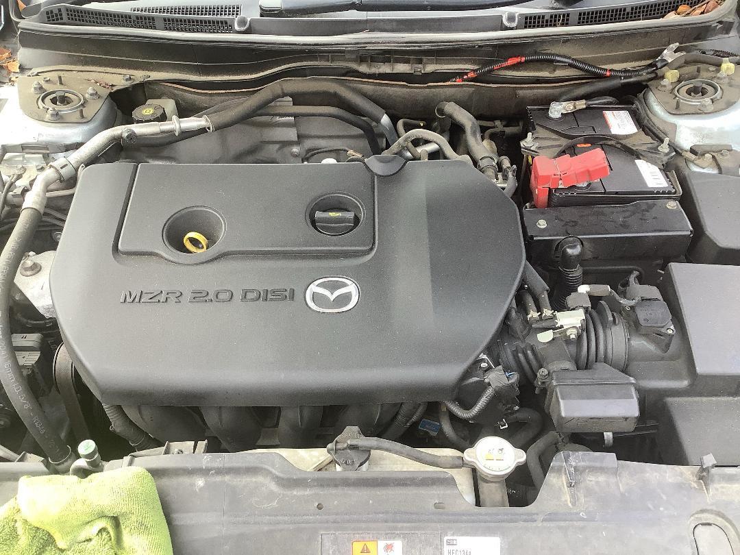 Photo '4' of Mazda Atenza