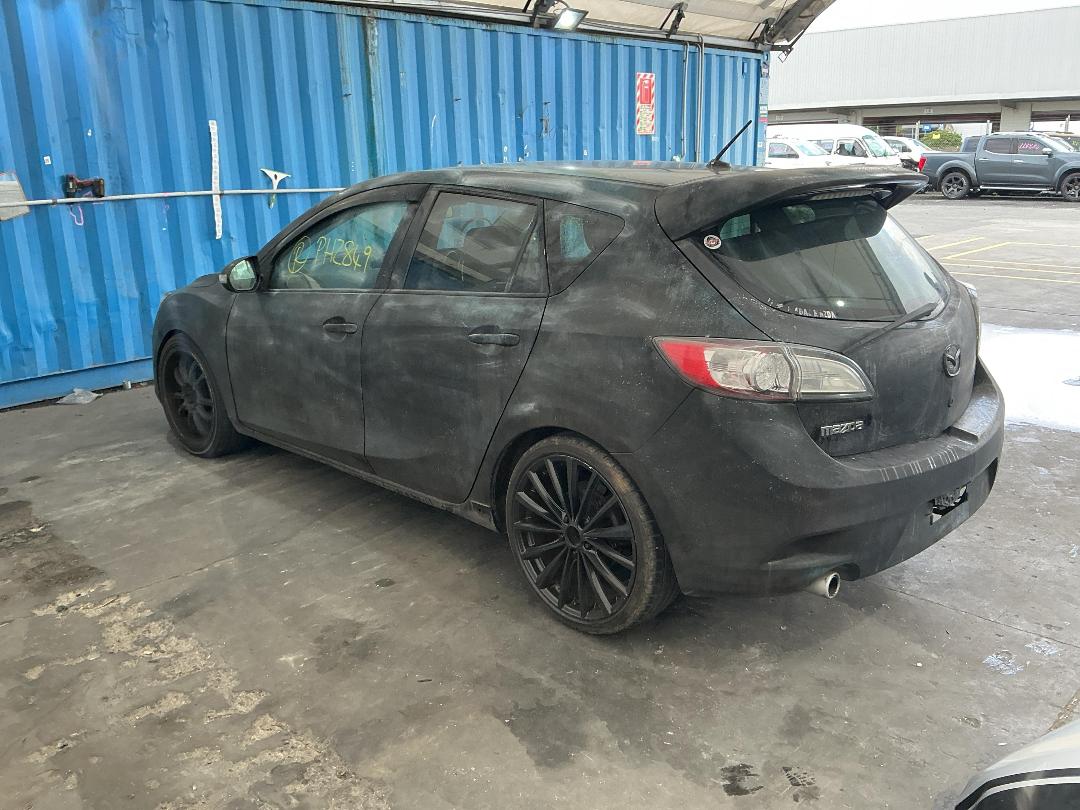 Photo '13' of Mazda Axela