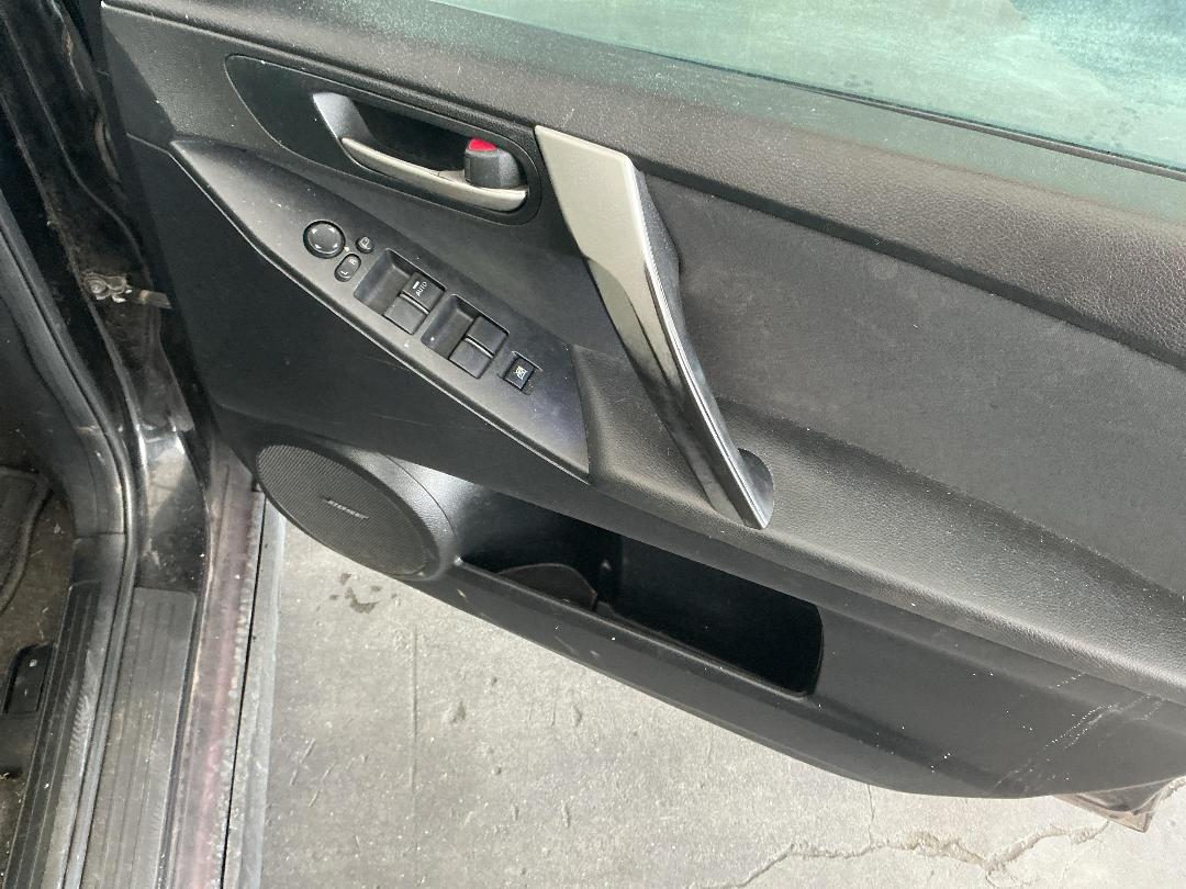 Photo '22' of Mazda Axela