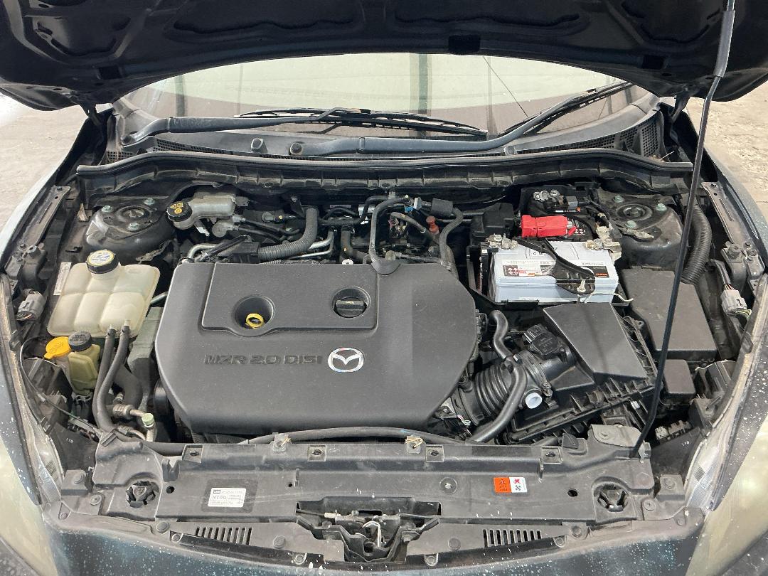 Photo '28' of Mazda Axela